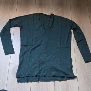 ARITZIA Erin Sweater In Green Sz XXS